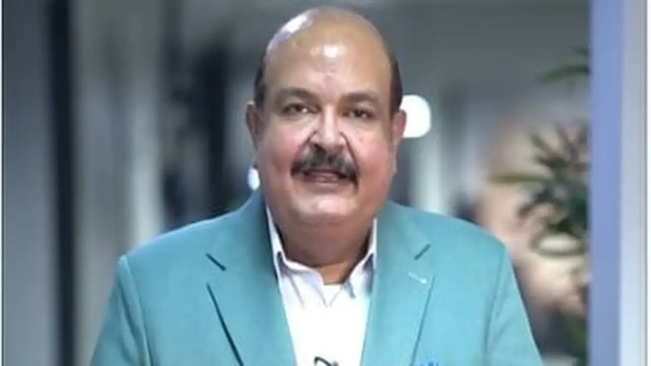 بعد قرار الجمارك.. هل تشهد أسعار هواتف آيفون وأندرويد ارتفاعاً جديداً في الأسواق؟